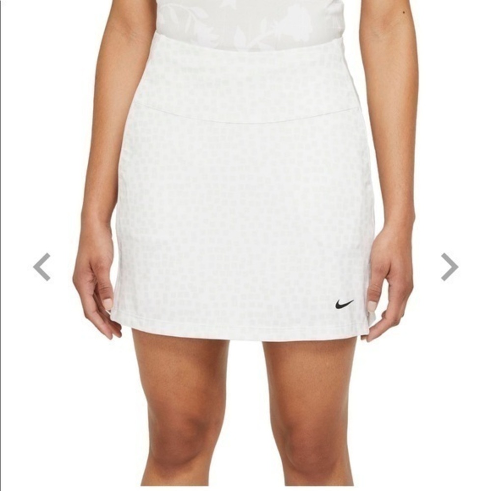 NWT Nike Dri-Fit 17” Golf Skirt UV Grid Print (with tags)
